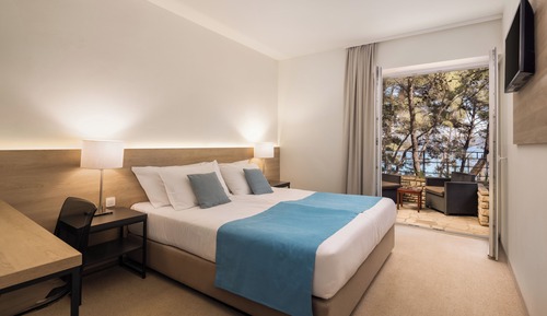 Superior Double Room with Seaside Balcony