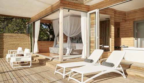 Island Treehouse