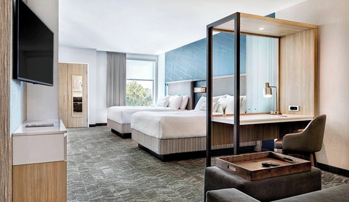 Suite, Multiple Beds