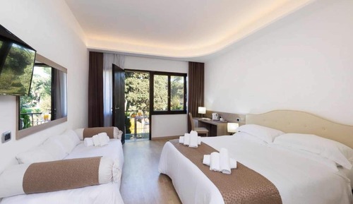 Superior Triple Room, Accessible