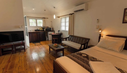 Superior Double Room, 1 Bedroom, Non Smoking, Garden View