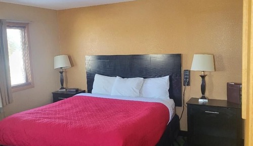 Suite, 1 King Bed