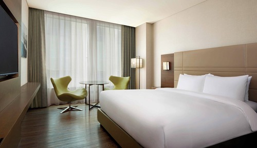 Deluxe Room, 1 King Bed