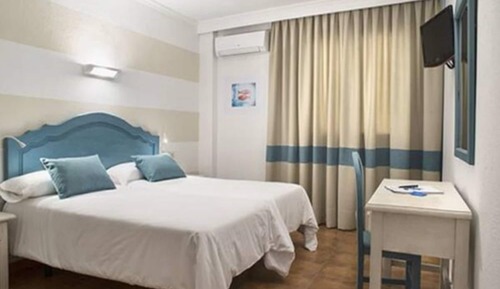Standard Double Room, 1 Double or 2 Twin Beds