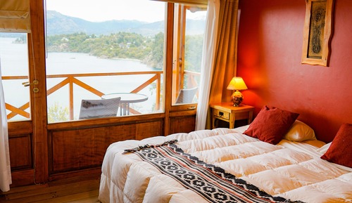 Cabin, Lake View