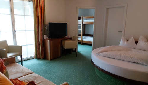 Suite, 1 Bedroom (Loggia)
