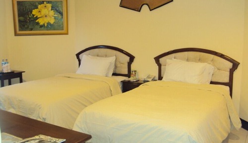 Deluxe Room (Row 4)