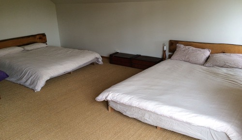 Whole House, 7 bedrooms, 4 Double, 7 Single, 3 Queen,	
