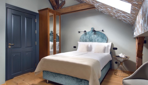 Deluxe Single Room