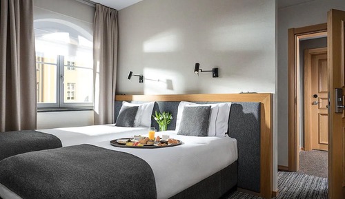 Business Double Room (in outbuilding)