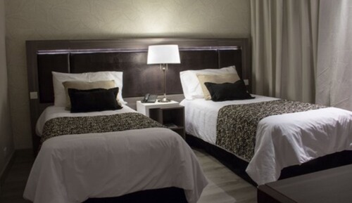 Suite, 2 Twin Beds