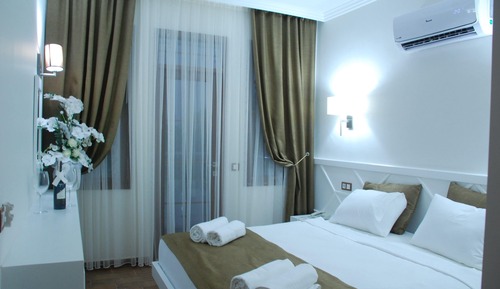 Family Suite, 1 Queen Bed, Non Smoking