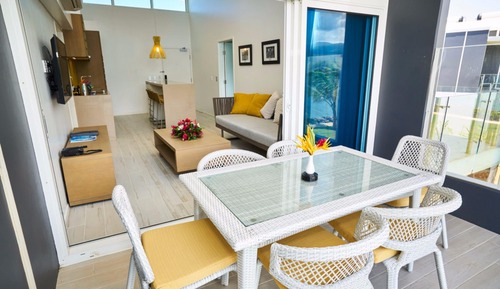 3 Bedroom Waterfront Villa