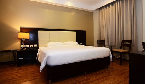 Premier Suite