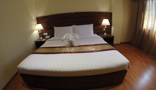 Deluxe King Room