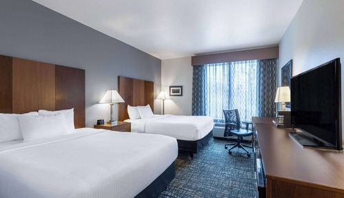 Room, 2 Queen Beds, Accessible, Non Smoking (Bathtub w/ Grab Bars)