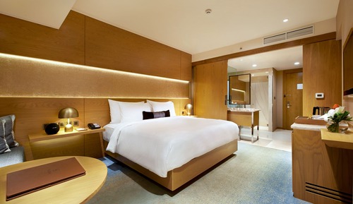 Premium King Room, High floor, City View