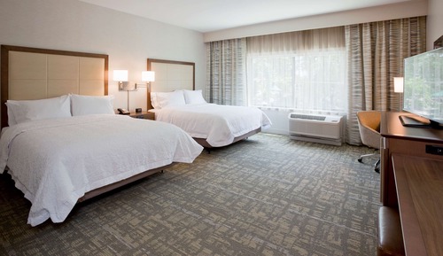 Room, 2 Queen Beds, Accessible, Non Smoking (Bathtub)