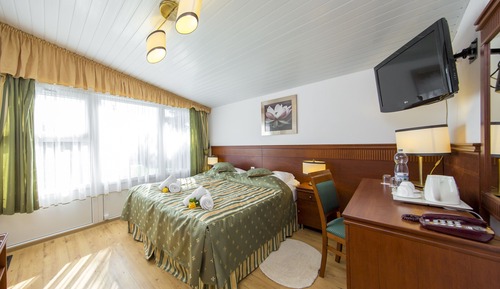 Family Bungalow, 2 Double Beds (4 people, Air Conditioning)
