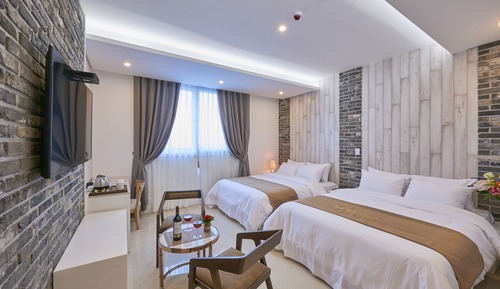 Standard Twin Room