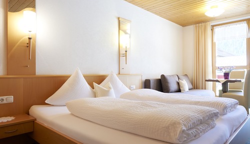 Comfort Apartment, 1 King Bed, Patio (Vergissmeinnicht incl 50€ CleaningFee)
