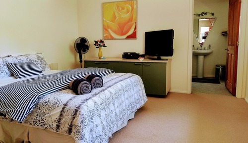 Deluxe Double Room - Huacaya