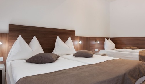 Deluxe Suite, 2 Bedrooms, Balcony