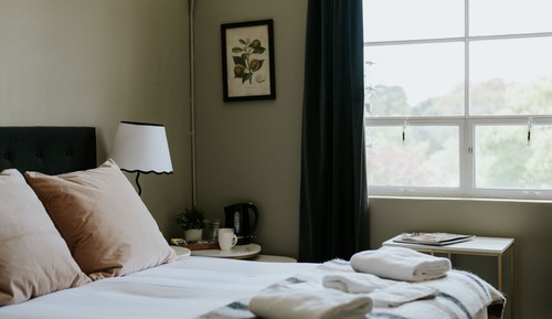 Premium Ensuite Room