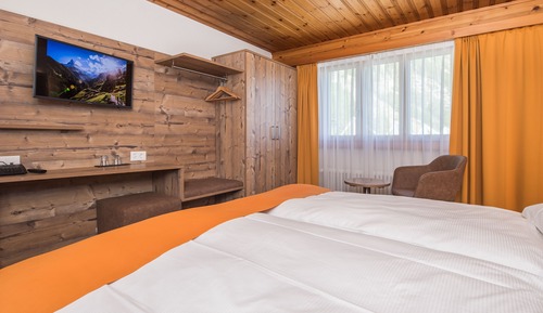 Alpine Double Room Budget