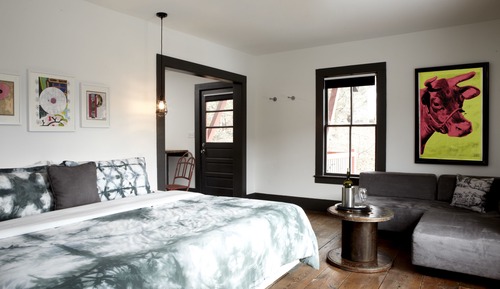 Suite, 1 King Bed, Kitchen (EAT)