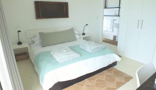 Comfort Room, 1 Bedroom (Piece of Mind)
