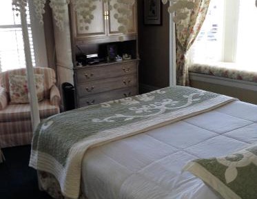 Deluxe Double Room with Bath