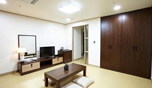 Standard Family Room
