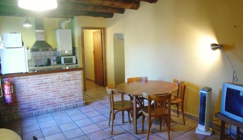 Two-Bedroom Apartment (6 Adults)