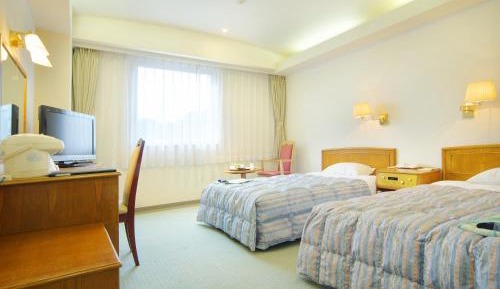 Twin Room with Extra Bed - Smoking