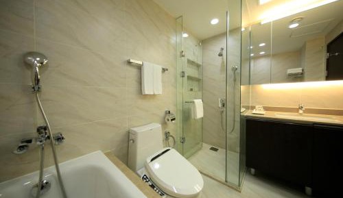 Three-Bedroom Deluxe Apartment (4 Adults)