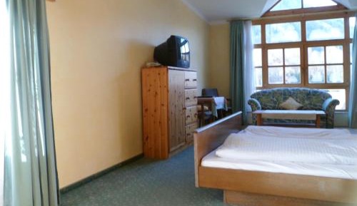 Large Single Room