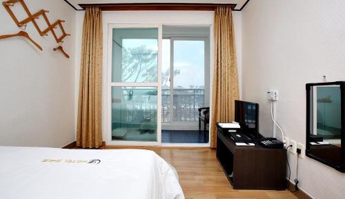 Standard Double Room with Sea View