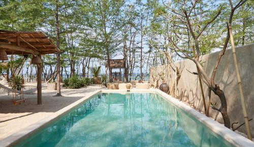 The Crusoe House - Four-Bedroom Villa with Private Pool