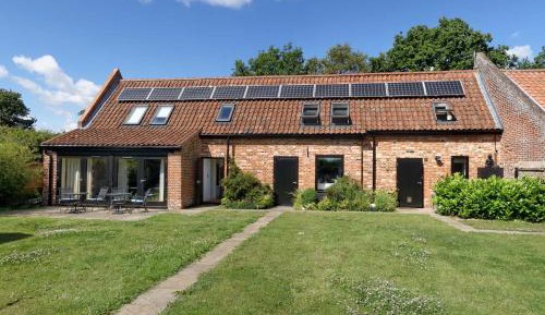 Three-Bedroom Holiday Home 
