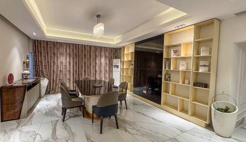 Three-Bedroom Premium Apartment with Balcony