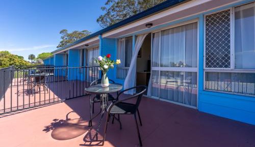 Twin Room with Mountain View