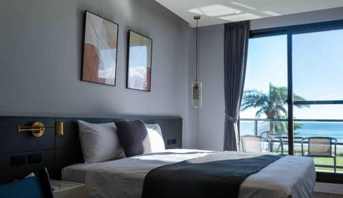 Deluxe Double Room with Sea View