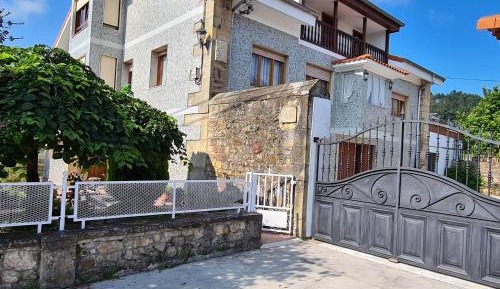 Seven-Bedroom House