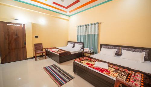 Deluxe Family Room