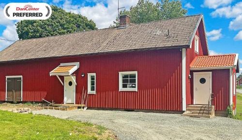 One-Bedroom Holiday Home
