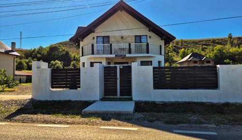 Six-Bedroom House
