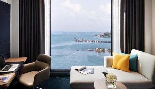 Deluxe Room, Sea View - 1 King Bed