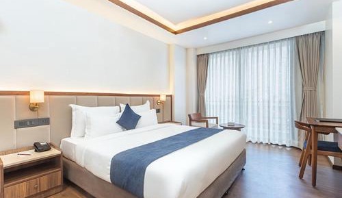 Superior King Room