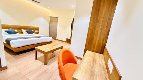 Deluxe Double Room with Balcony